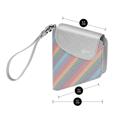 Ploom Multicolored Patterned Canvas Duo Carry Case dengan dimensi 10.2 cm tinggi × 2.2 cm lebar × 2.2 cm dalam, mudah dibawa dan genggaman selesa